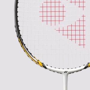 NANORAY 10 (4UG4) Badminton Raketi (Kordajlı) - Beyaz Bej