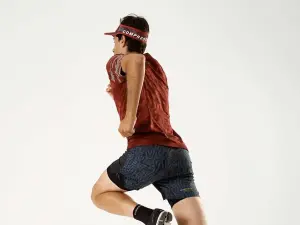 Training T-shirt / Antrenman T-shirt - Kamuflaj - Neon Bordo 2020 | Compressport