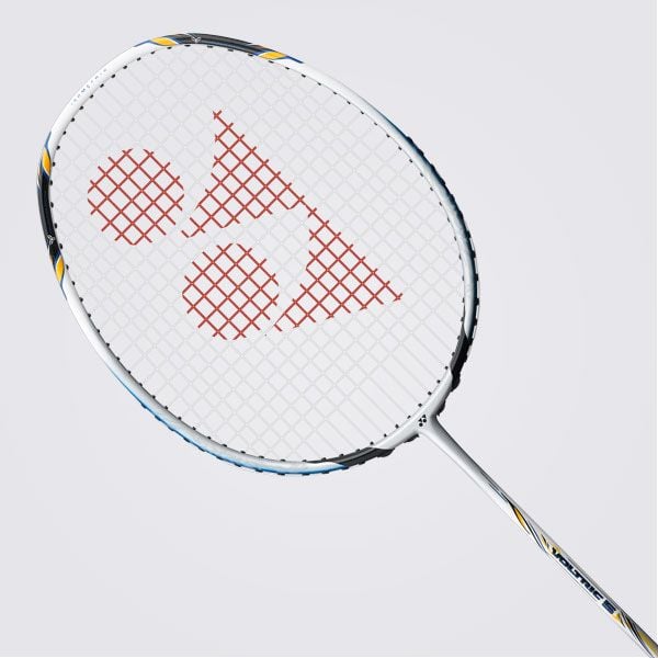Yonex VOLTRIC 5 Badminton Raketi (Kordajlı)