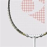 Yonex VOLTRIC 7 beyaz (kordajlı) - Badminton Raketi
