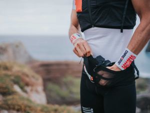 Free Belt Pro V.2 - Yarış için Serbest Kemer / Kuşak | Compressport