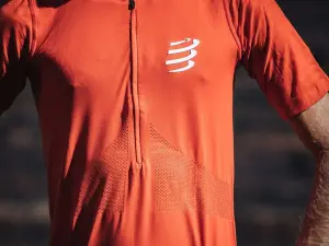 Trail Running - Patika Koşu Postural Yarım Fermuar Kısa Kollu Üst -Kırmızı | Compressport