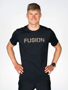 Recharge Tişört - Siyah |Fusion L(arge)