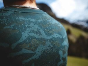 Training T-shirt / Antrenman T-shirt - Kamuflaj - Yeşil 2021 | Compressport